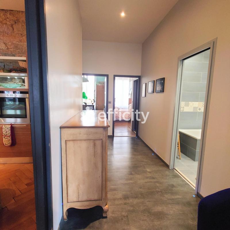 Appartement - 156 m² - 5 pièces