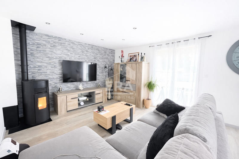 Maison - 90 m² - 3 pièces