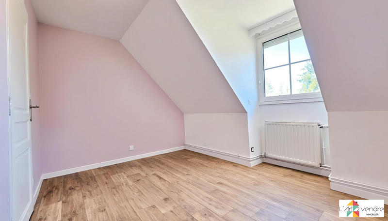 Maison - 140 m² - 7 pièces