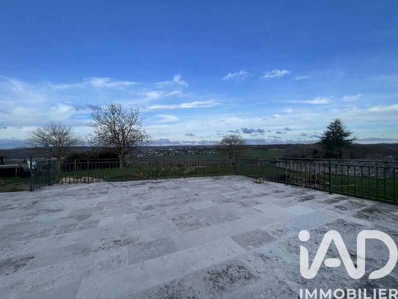 Maison - 130 m² - 7 pièces