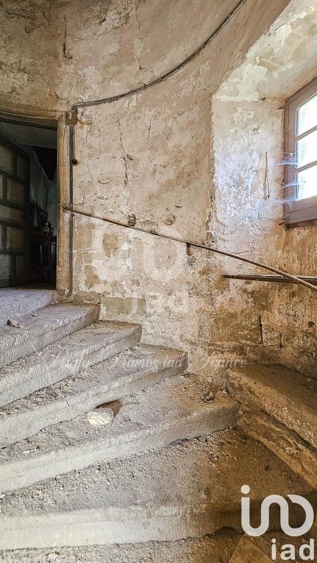 Château - 200 m² - 6 pièces