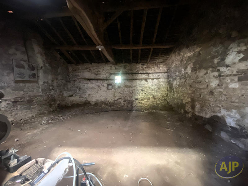 Maison - 143 m² - 4 pièces