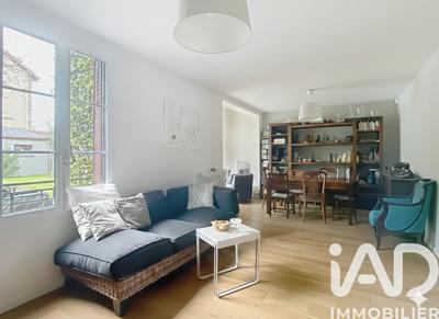 Maison - 101 m² - 6 pièces