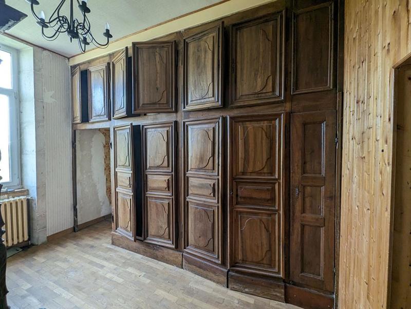 Château - 1 400 m² - 23 pièces