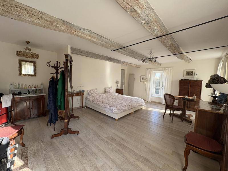 Maison - 140 m² - 4 pièces