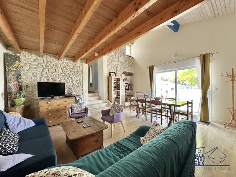 Maison ancienne - 100 m² - 4 pièces