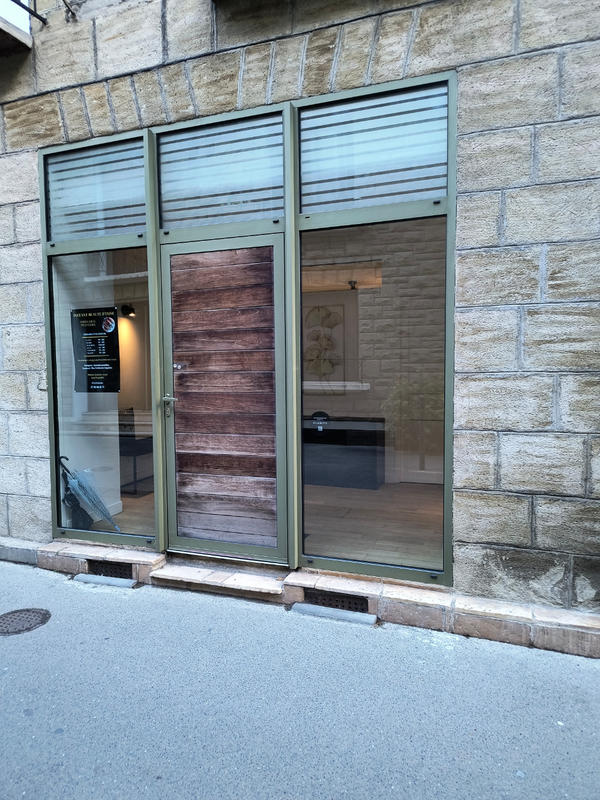 Local commercial - 45 m² - 2 pièces