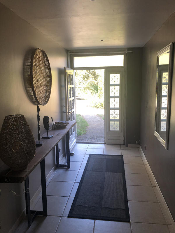 Propriété - 280 m² - 6 pièces