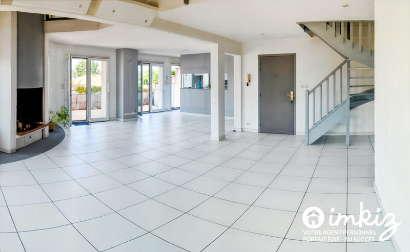 Appartement - 159 m² - 5 pièces