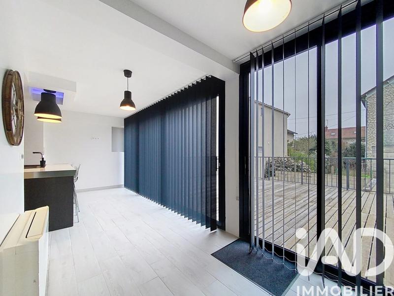 Maison - 180 m² - 5 pièces