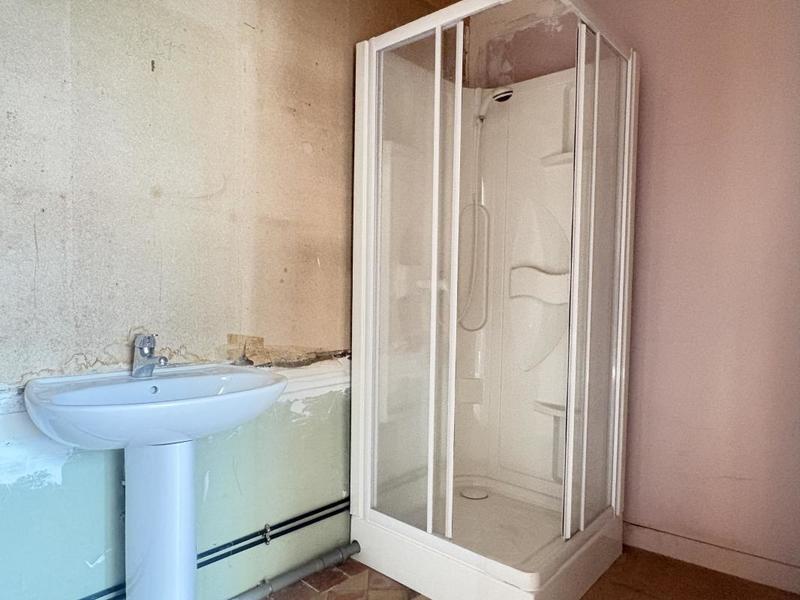 Maison - 80 m² - 5 pièces