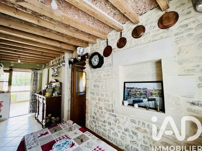 Maison - 260 m² - 7 pièces