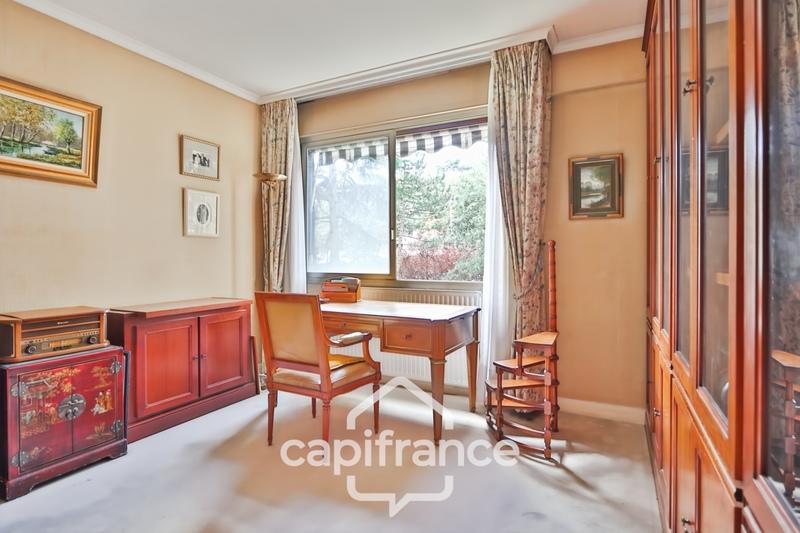 Appartement - 144 m² - 5 pièces