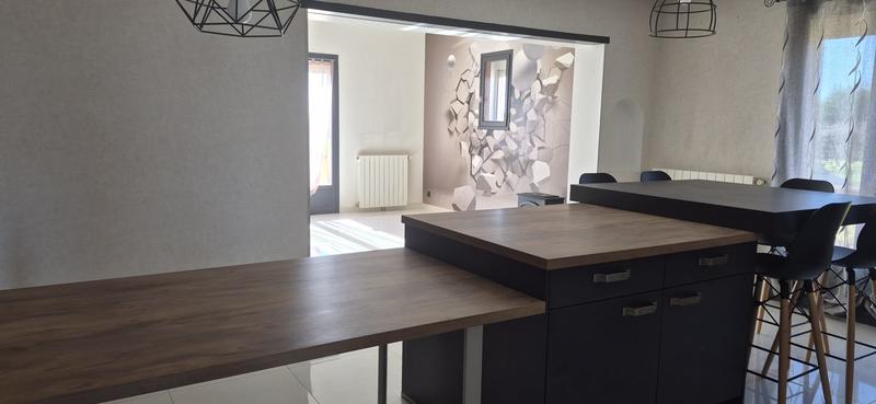 Maison traditionnelle - 108 m² - 6 pièces