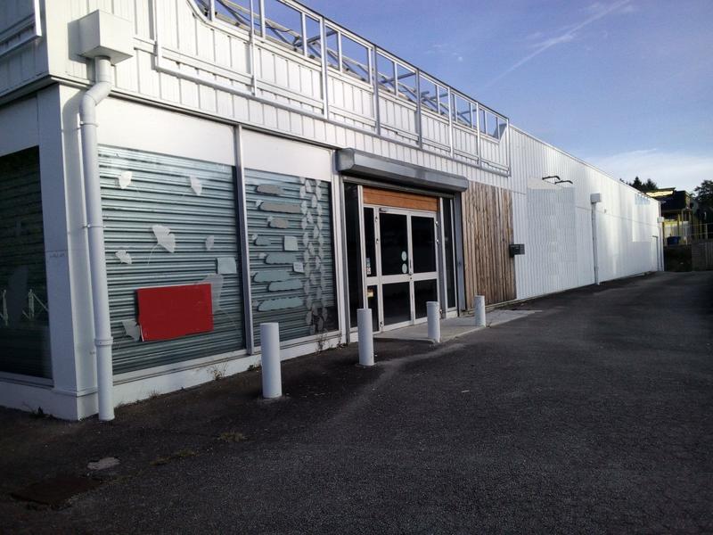 Local commercial - 900 m²