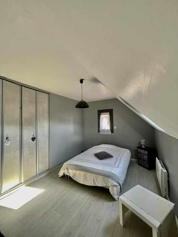 Maison traditionnelle - 156 m² - 7 pièces