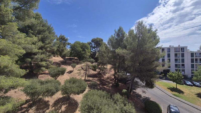 Appartement - 84 m² - 3 pièces