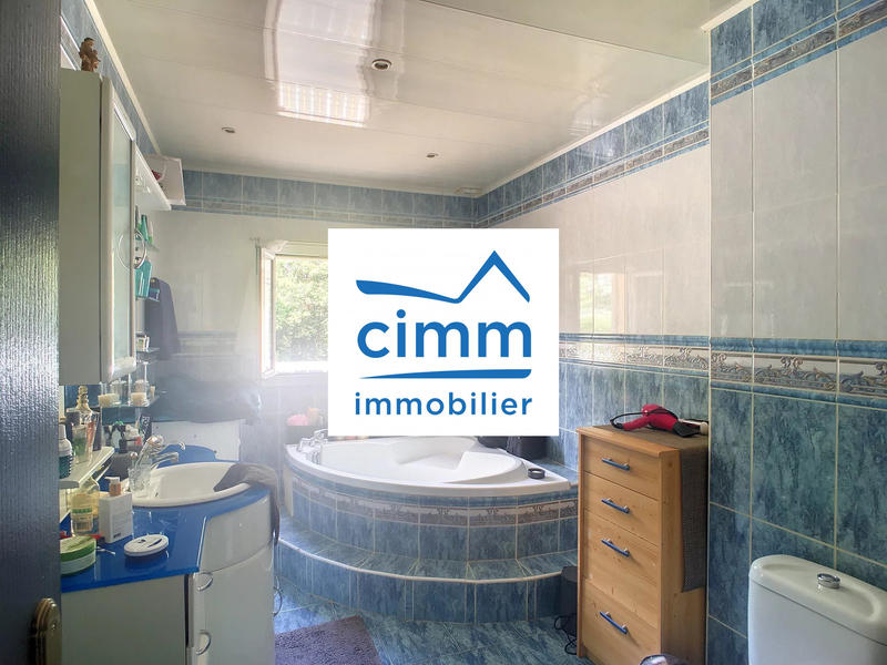 Maison - 194 m² - 6 pièces