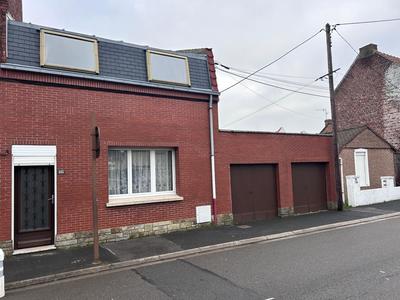 Maison - 97 m² - 4 pièces