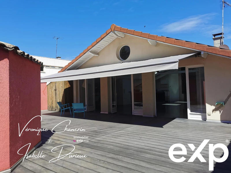 Loft - 181 m² - 5 pièces