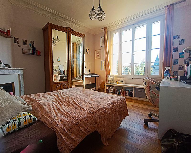 Maison - 110 m² - 6 pièces