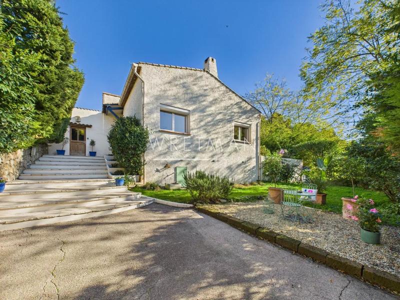 Villa - 107 m² - 5 pièces