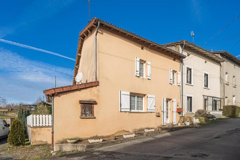 Maison - 90 m² - 5 pièces