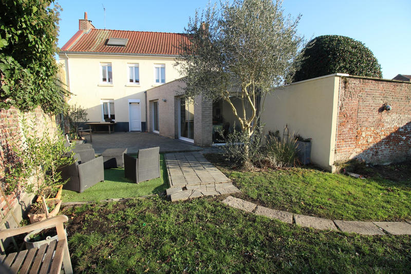 Maison - 160 m² - 7 pièces