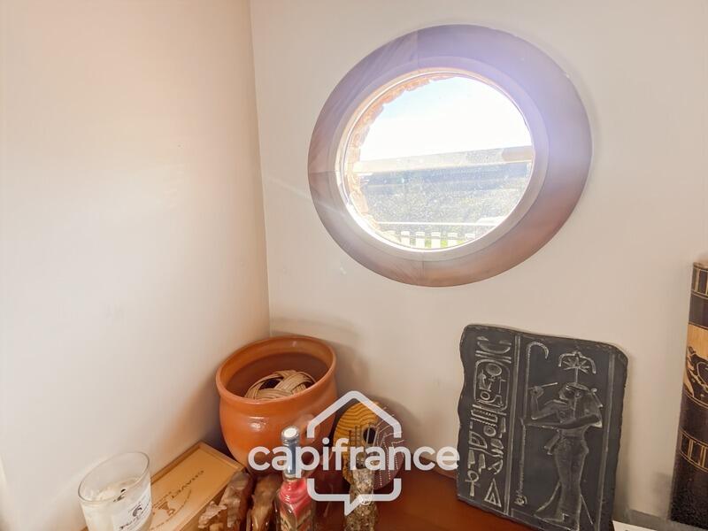 Maison - 262 m² - 8 pièces