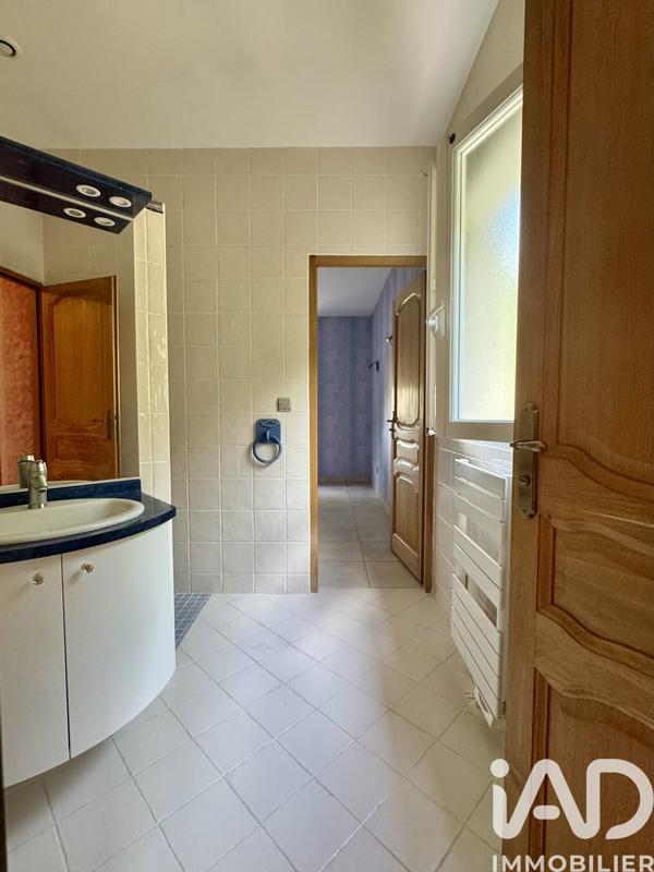 Maison - 226 m² - 6 pièces