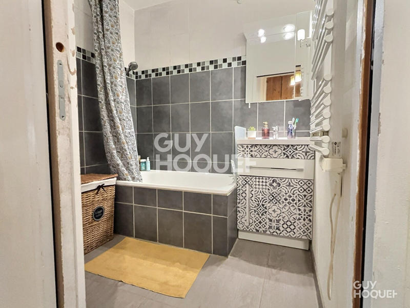 Appartement - 56 m² - 3 pièces