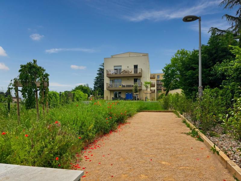 Appartement - 95 m² - 4 pièces