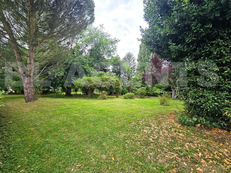 Maison en pierre - 135 m² - 6 pièces