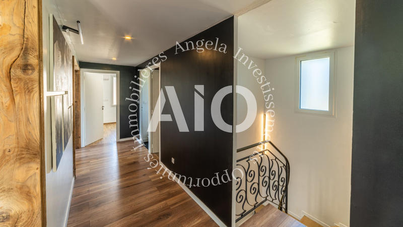 Maison - 168 m² - 5 pièces