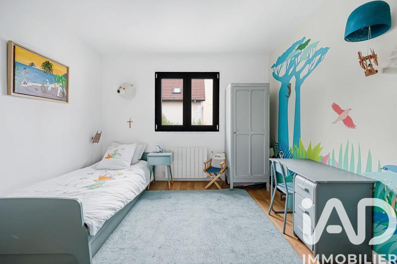 Maison - 178 m² - 8 pièces