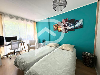 Appartement - 97 m² - 4 pièces