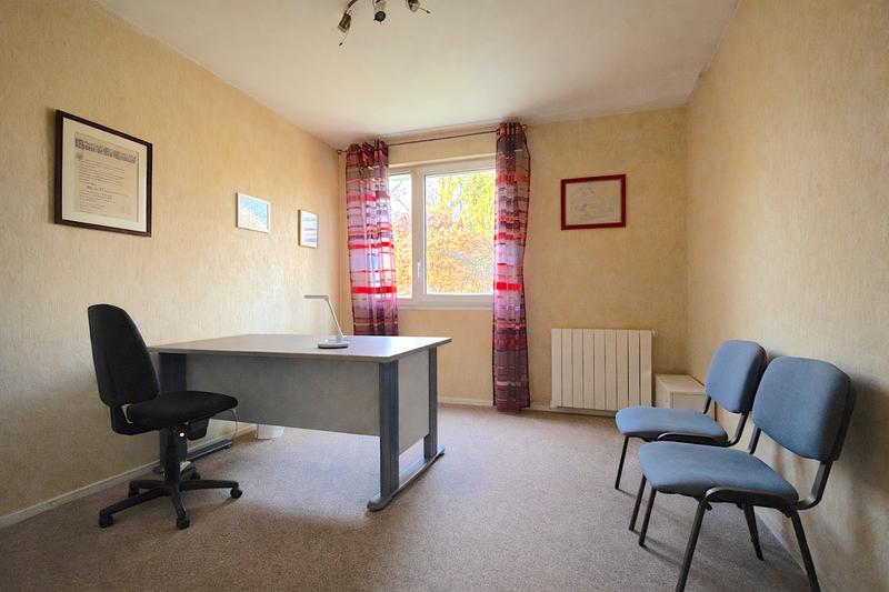 Maison - 183 m² - 7 pièces