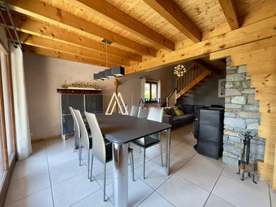 Maison - 156 m² - 6 pièces