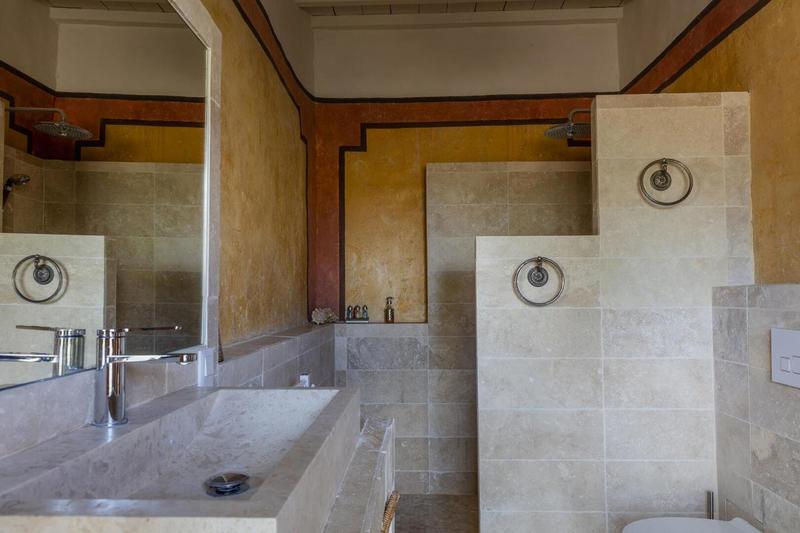 Propriété - 240 m² - 4 pièces