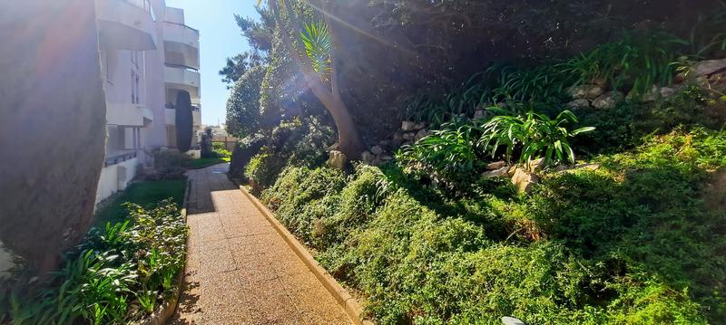 Loft - 107 m² - 4 pièces