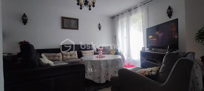 Maison jumelée - 110 m² - 5 pièces