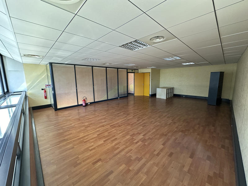 Local commercial - 150 m²