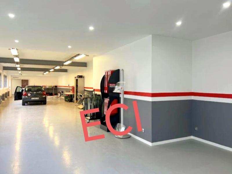 Fonds de commerce - 205 m²