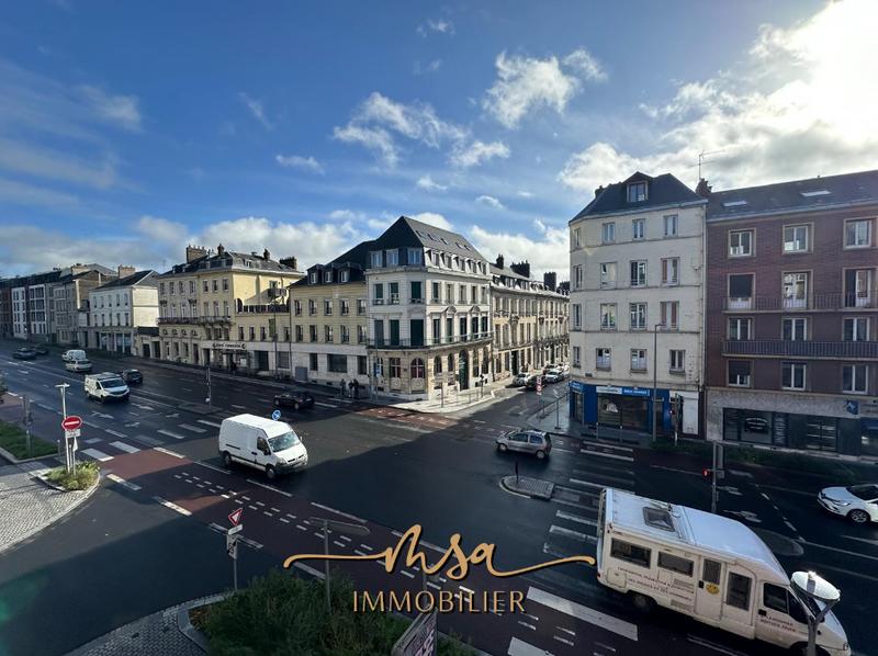 Appartement - 84 m² - 5 pièces