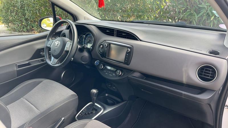 Toyota Yaris 1.5 VVTi Hybrid 100h E-Cvt Style