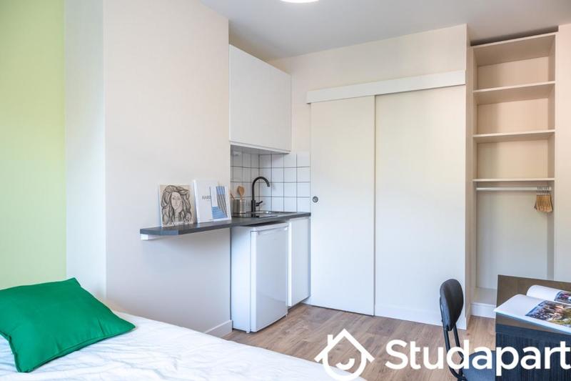 Chambre - 18 m² - 1 pièce