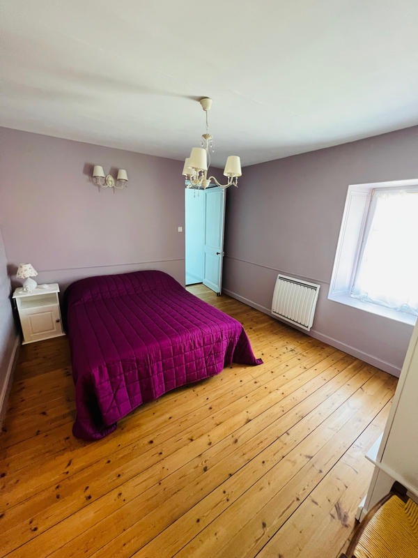 Maison - 190 m² - 8 pièces