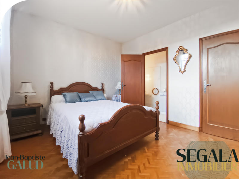 Maison - 153 m² - 5 pièces