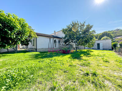 Maison - 145 m² - 4 pièces