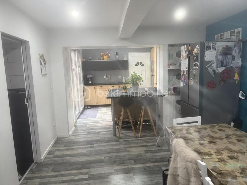 Demeure - 139 m² - 6 pièces